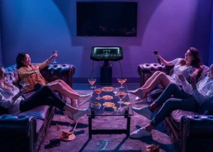 The Ultimate Guide to Planning a Karaoke Night With Friends